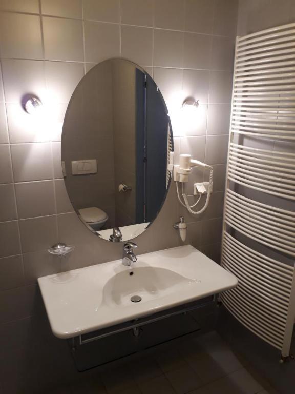 AMA Apartment&rooms Ostrava Buitenkant foto